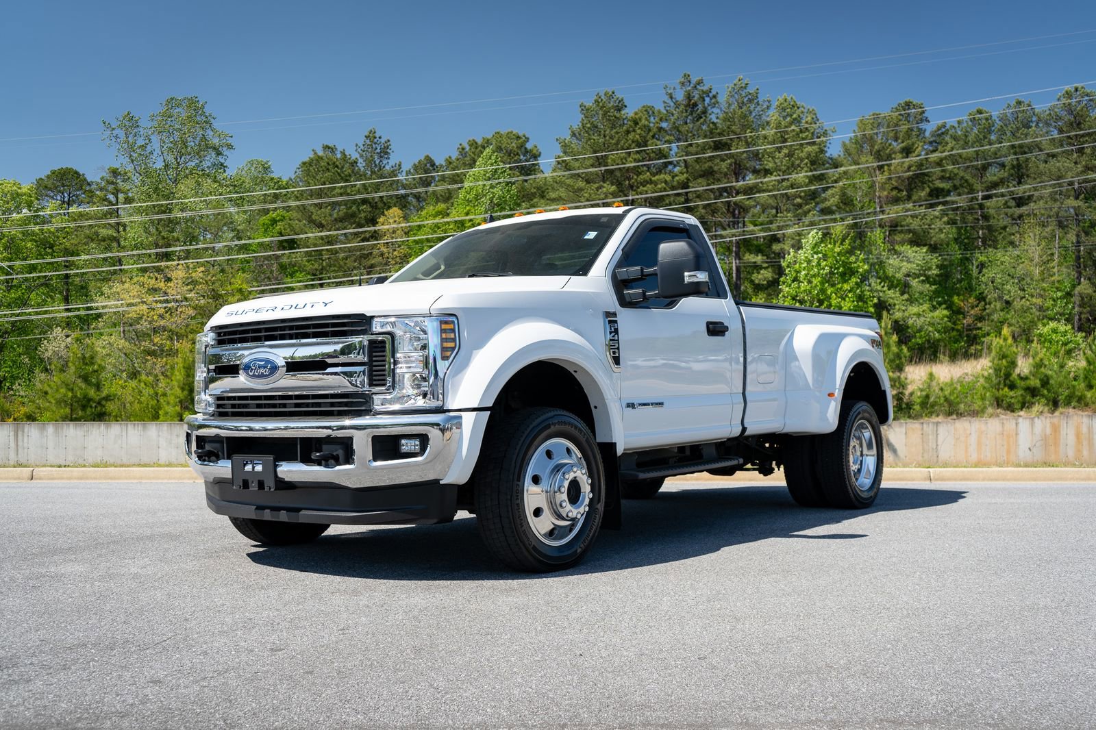 Used 2019 Ford F450 XLT w/ XLT Value Package AWD/4WD image 3
