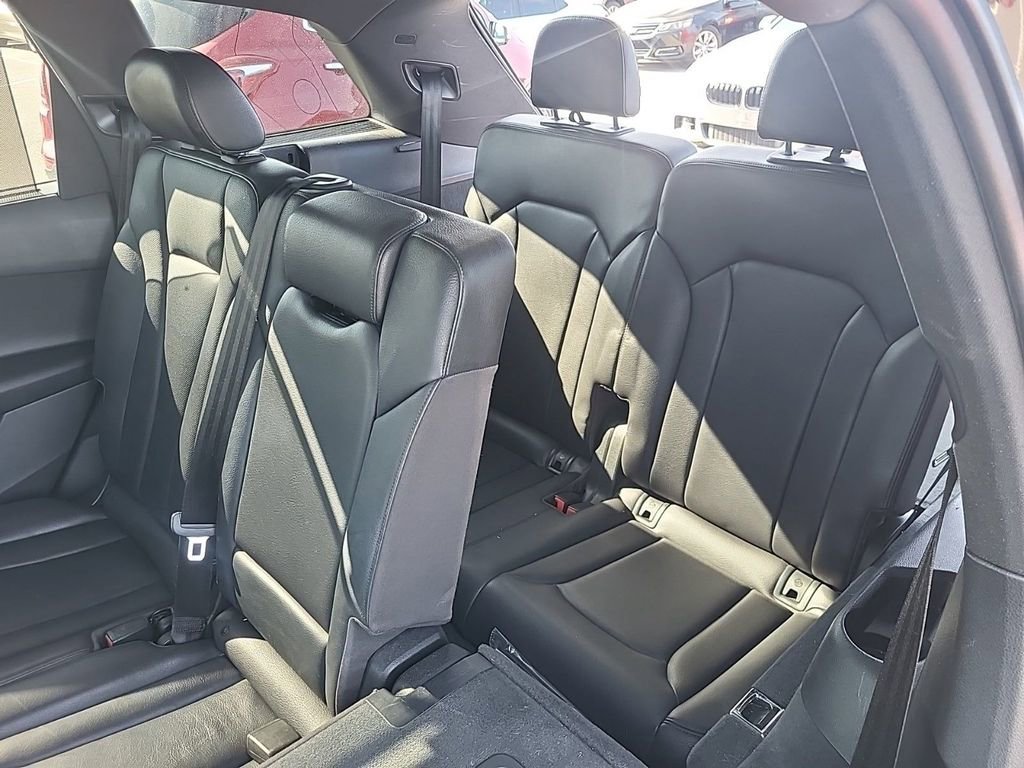 Used 2018 Audi Q7 3.0T Prestige image 11
