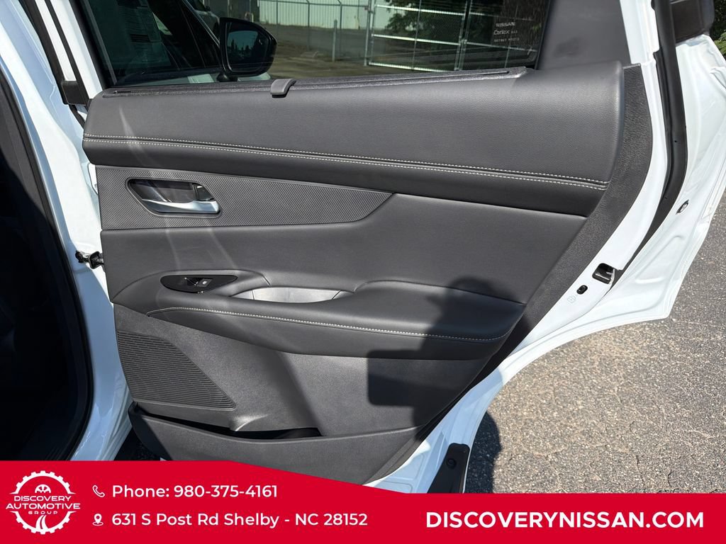 New 2026 Nissan Murano Platinum w/ Cargo Package AWD/4WD image 39