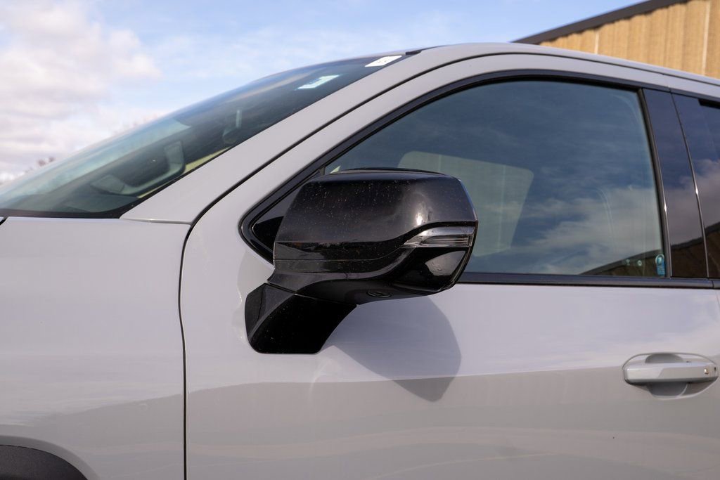 New 2025 Chevrolet Silverado EV LT image 8