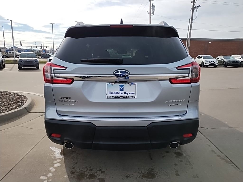 Used 2025 Subaru Ascent Limited image 9