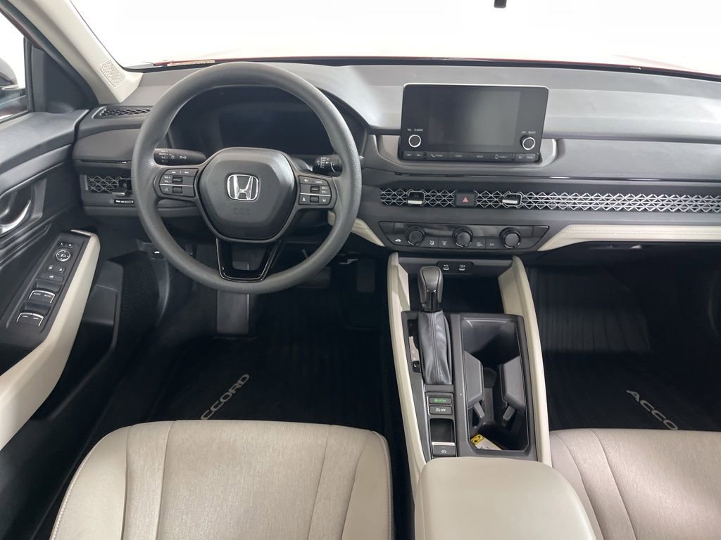 Certified 2025 Honda Accord SE image 13