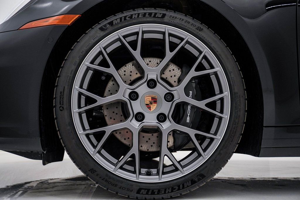 New 2026 Porsche 911 Carrera image 13