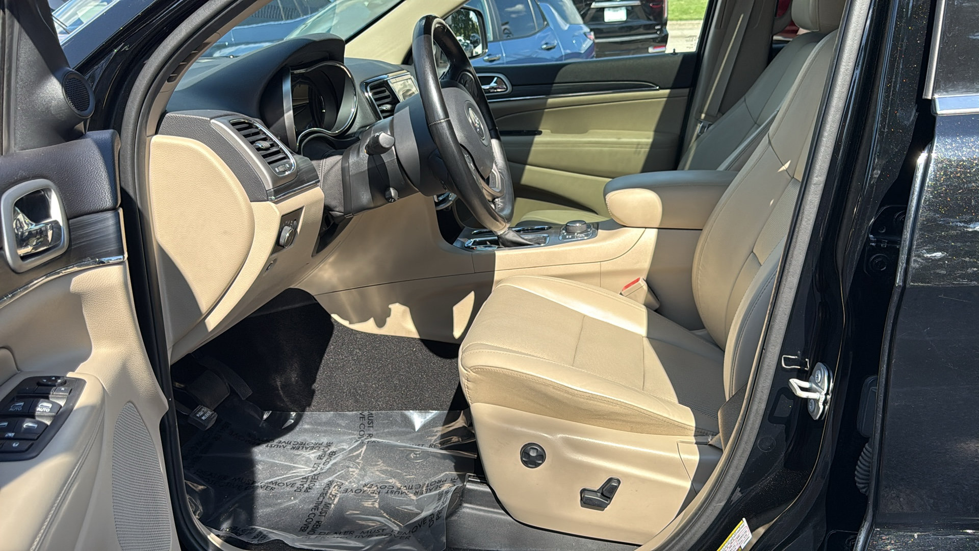 Used 2020 Jeep Grand Cherokee Limited w/ Luxury Group II AWD/4WD image 8