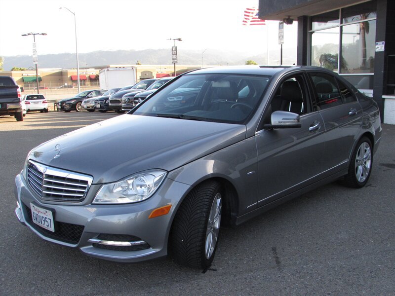 Used 2012 Mercedes-Benz C 250 Sedan image 4