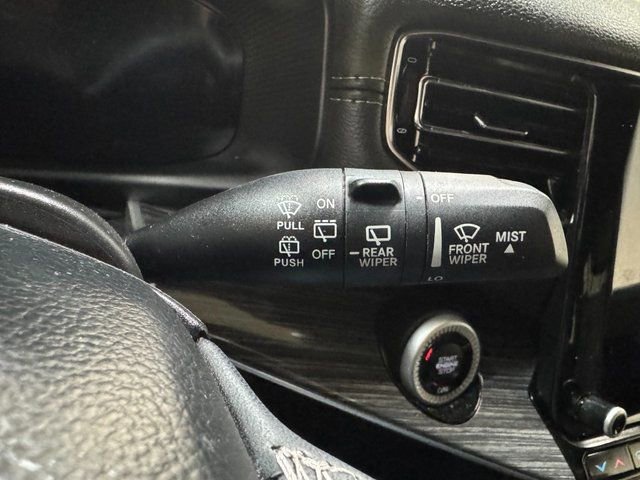 Used 2022 Jeep Wagoneer Series II image 21