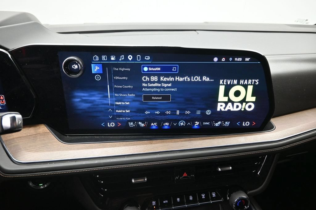 Used 2025 Chevrolet Tahoe High Country AWD/4WD image 13