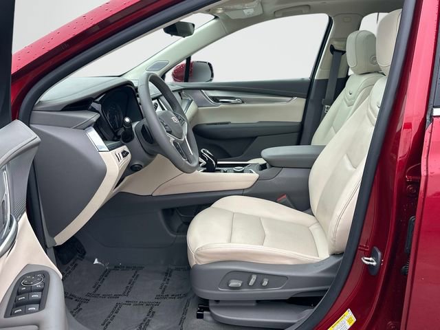 Used 2023 Cadillac XT5 Premium Luxury w/ Technology Package image 16