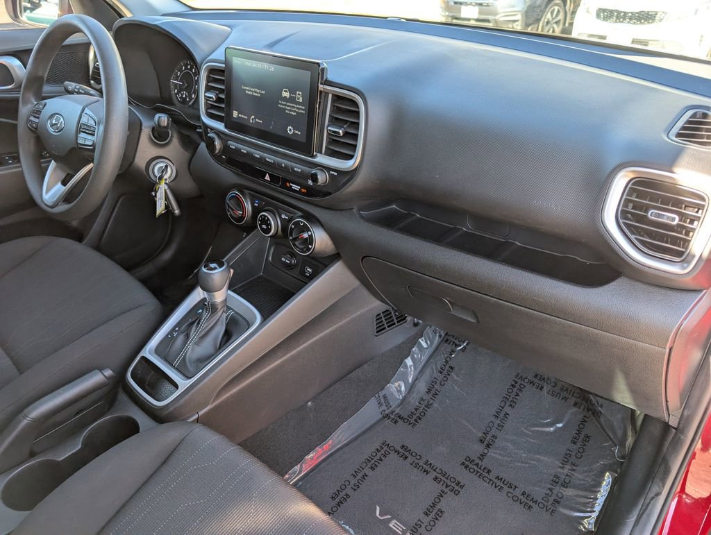 Used 2021 Hyundai Venue SE image 19