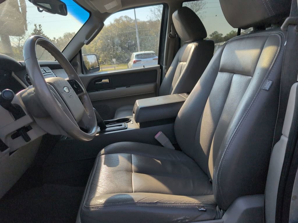 Used 2011 Ford Expedition EL XLT image 8