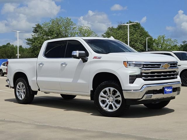 Used 2025 Chevrolet Silverado 1500 LTZ image 2