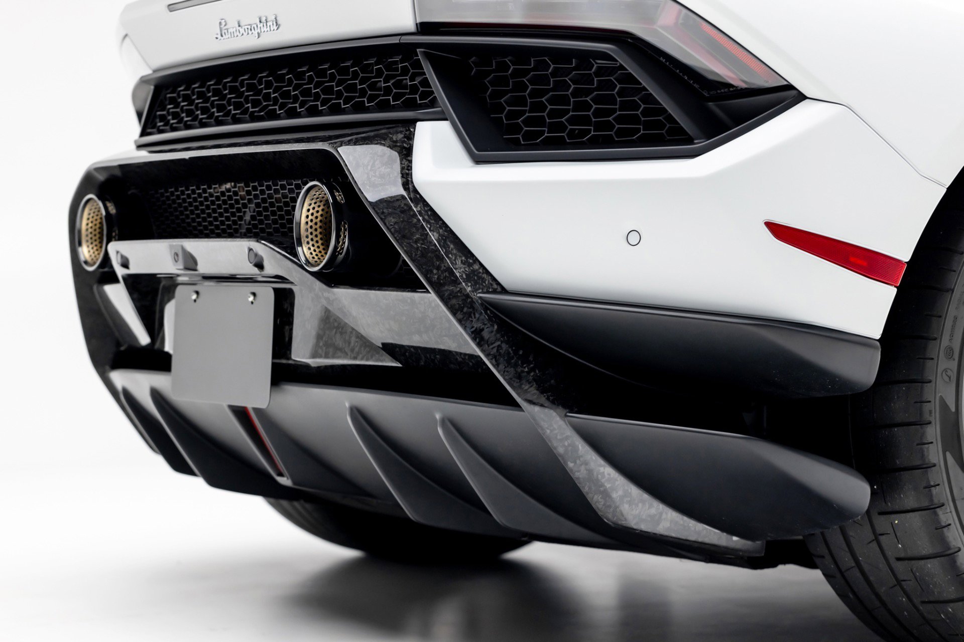 Used 2019 Lamborghini Huracan Performante image 16