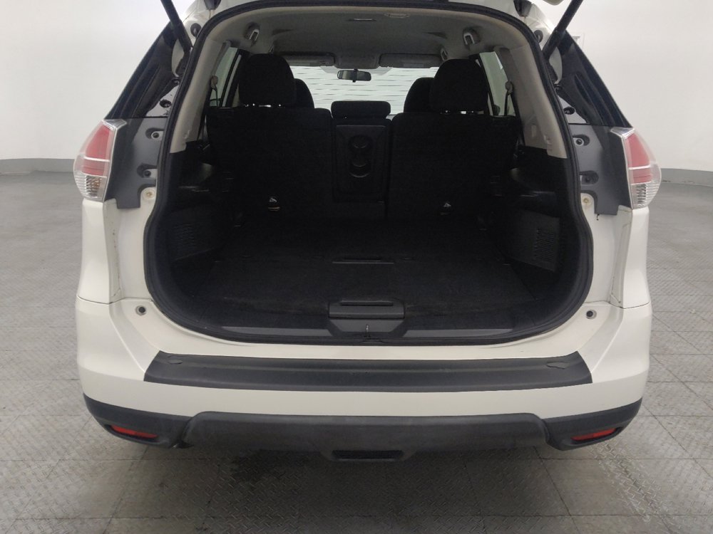 Used 2014 Nissan Rogue SV w/ SV Premium Package image 29