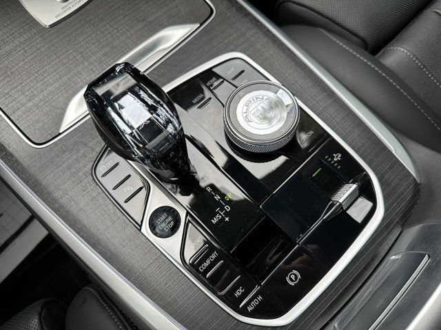 Used 2024 BMW ALPINA XB7 AWD/4WD image 53