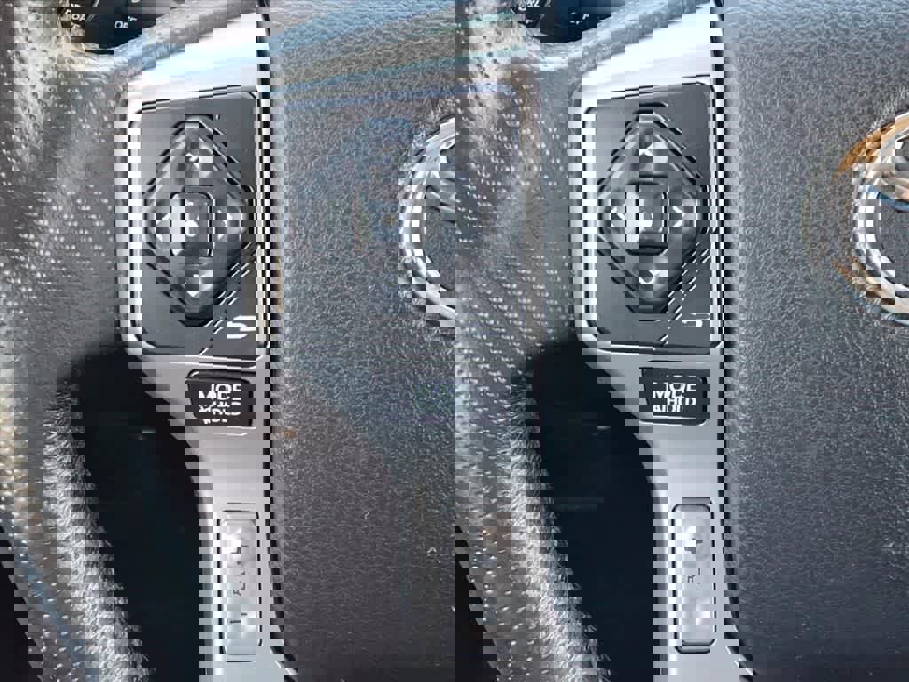 Used 2014 Toyota 4Runner Limited image 17