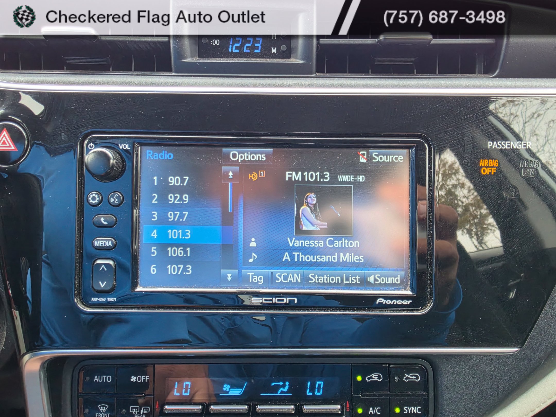 Used 2016 Scion iM FWD image 13
