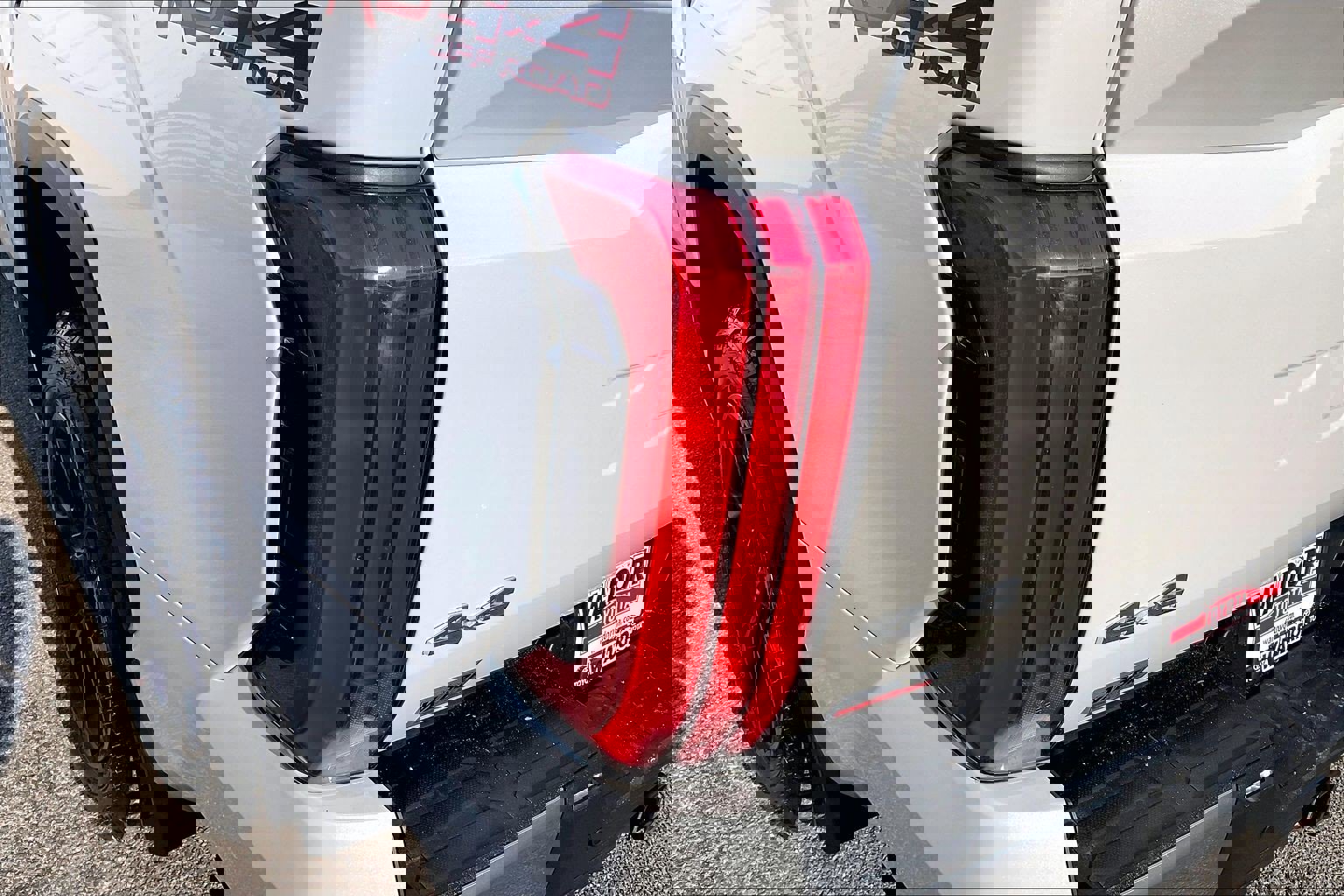 Used 2022 Toyota Tundra Limited image 34