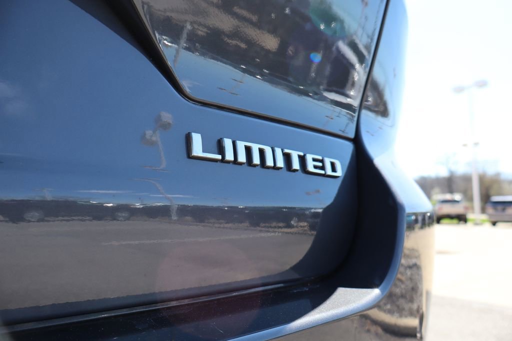 Used 2023 Jeep Grand Cherokee Limited image 32