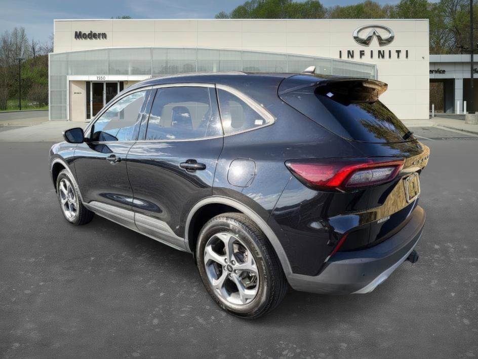 Used 2025 Ford Escape ST-Line w/ Tech Pack #1 image 6