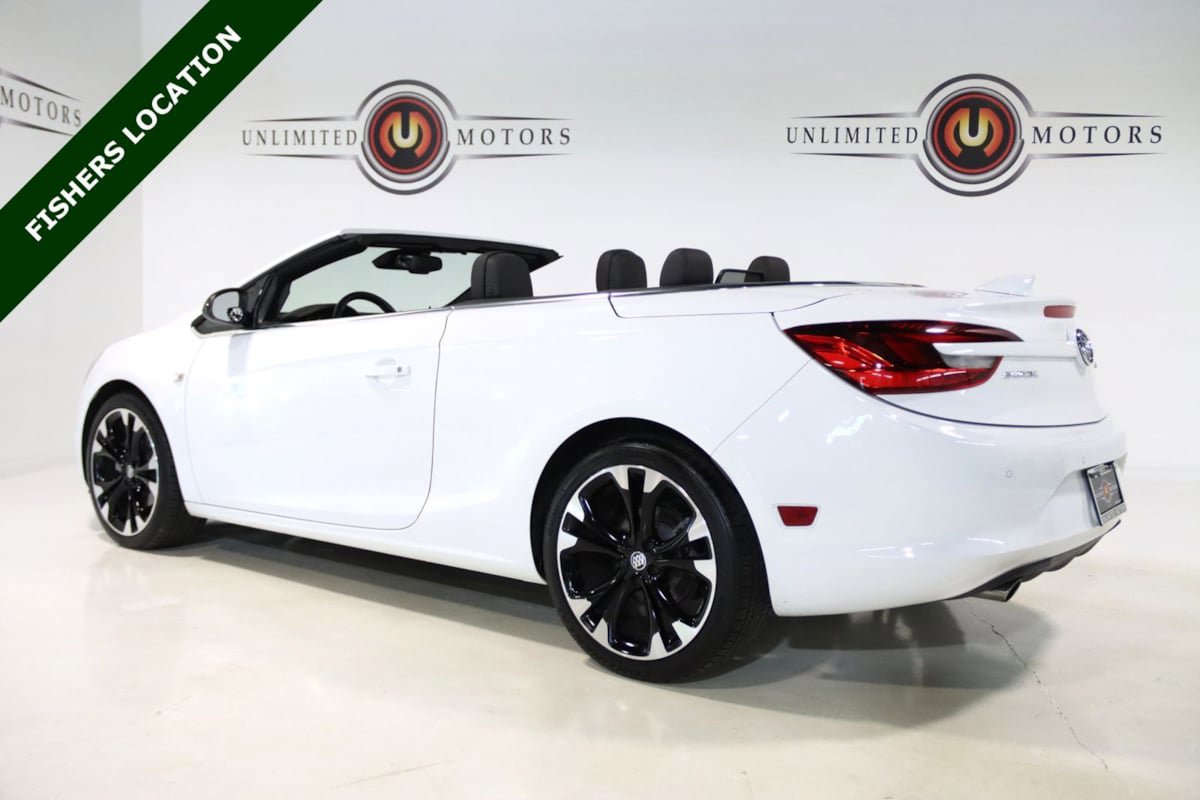Used 2018 Buick Cascada Sport Touring w/ Dark Effects Package FWD image 3