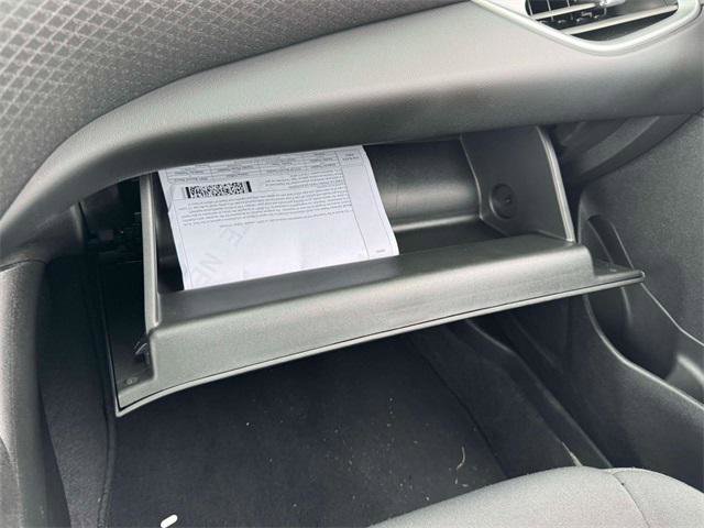 Used 2023 Chevrolet Malibu RS image 31