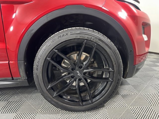 Used 2015 Land Rover Range Rover Evoque Dynamic image 9