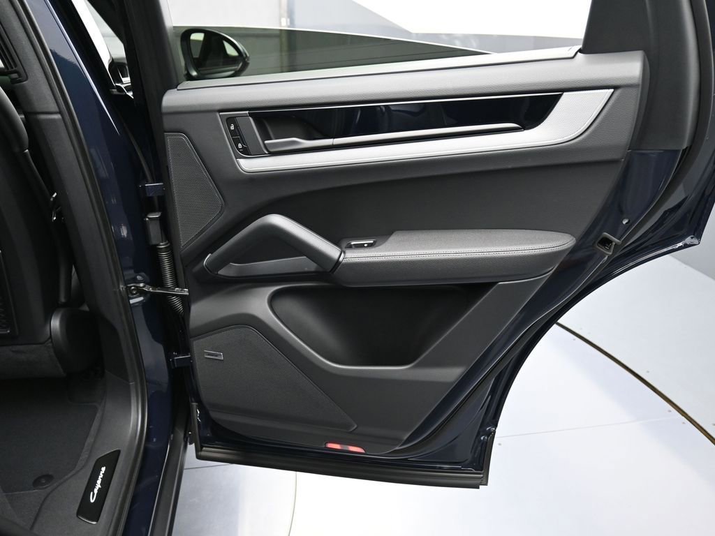 New 2026 Porsche Cayenne S image 27
