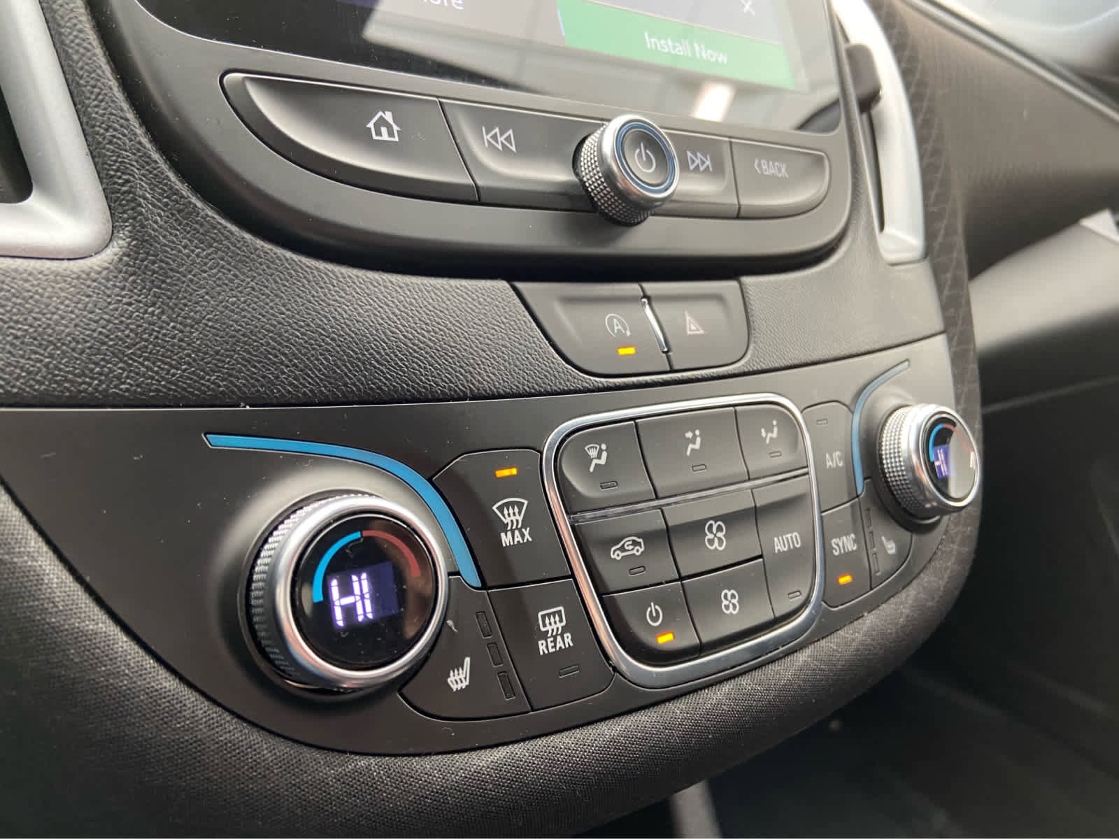 Used 2023 Chevrolet Malibu LT image 26