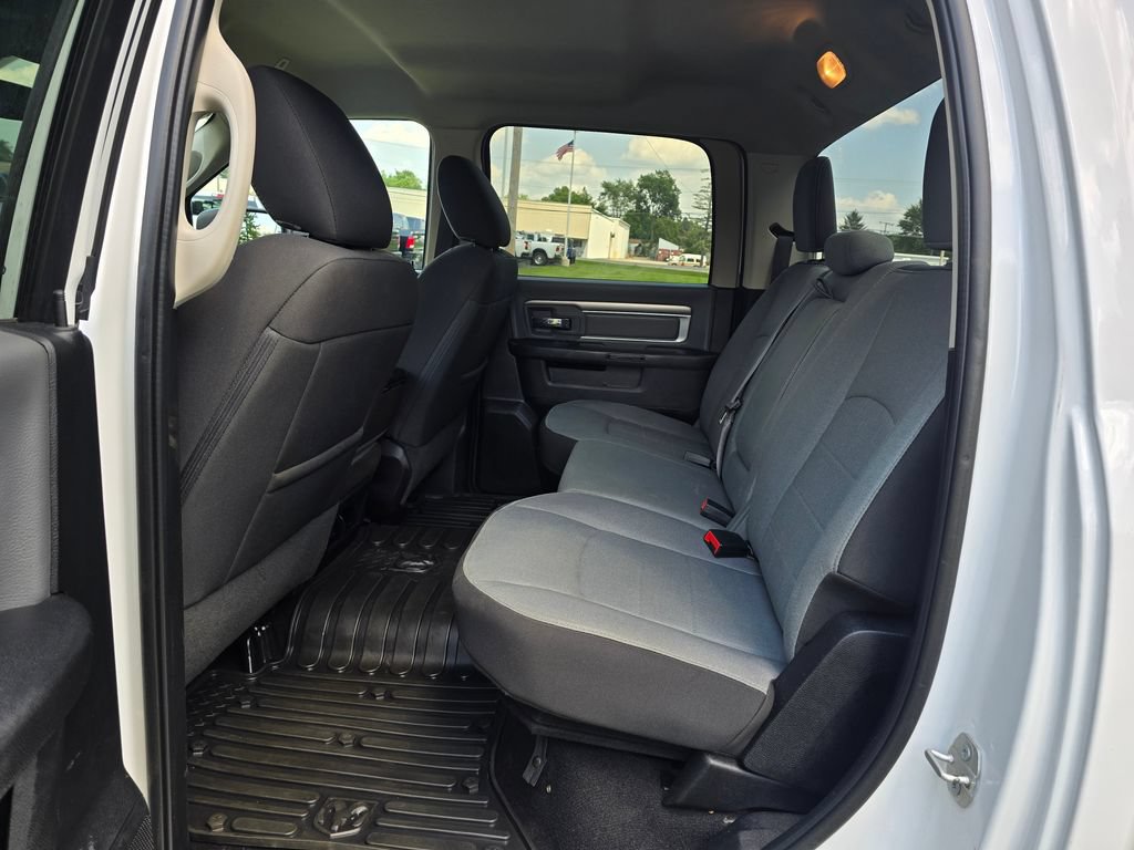 Used 2023 RAM 1500 Classic SLT w/ Protection Group AWD/4WD image 10