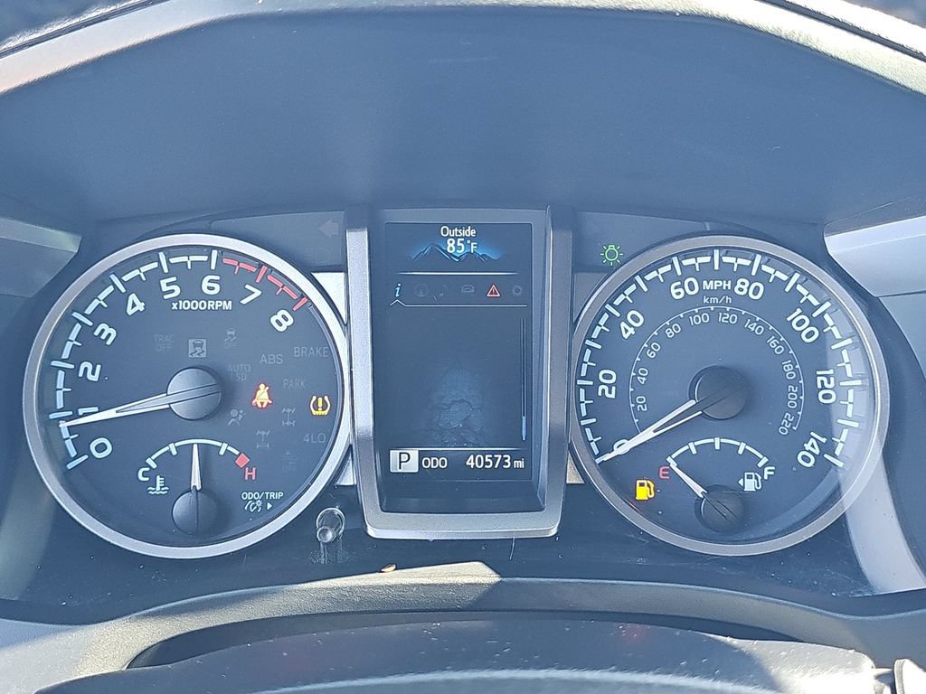 Used 2023 Toyota Tacoma Limited AWD/4WD image 2