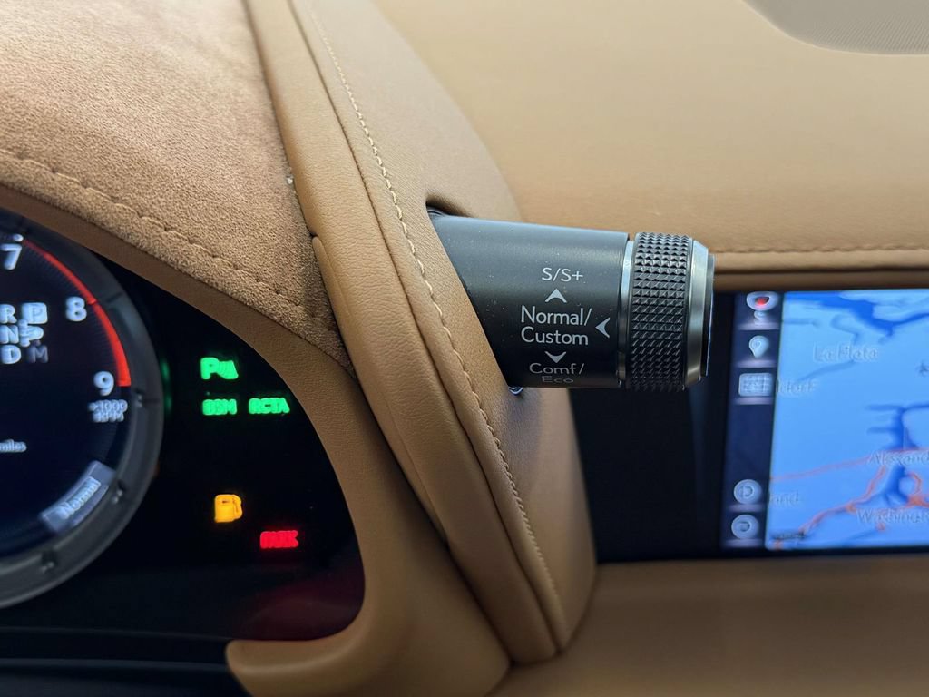 Used 2018 Lexus LC 500 Coupe w/ Touring Package RWD image 29