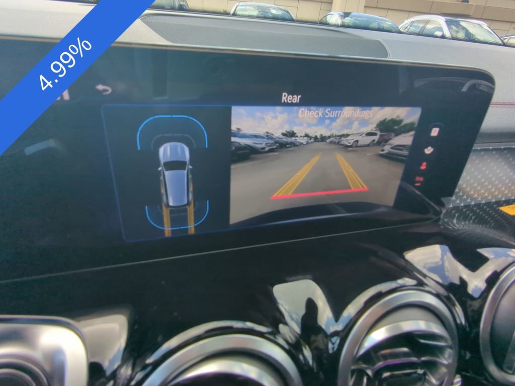 Used 2024 Mercedes-Benz EQB 300 4MATIC image 7