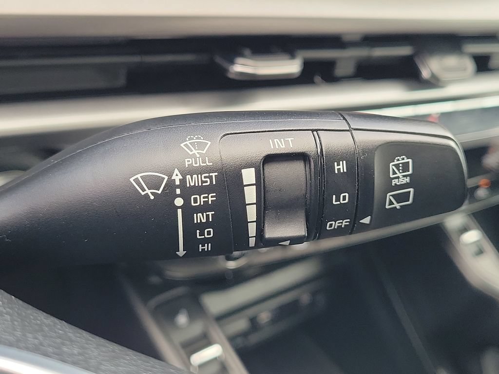 Used 2025 Kia Telluride S AWD/4WD image 12