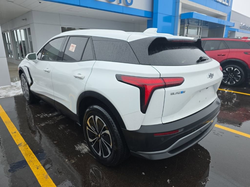 Used 2024 Chevrolet Blazer EV LT image 5