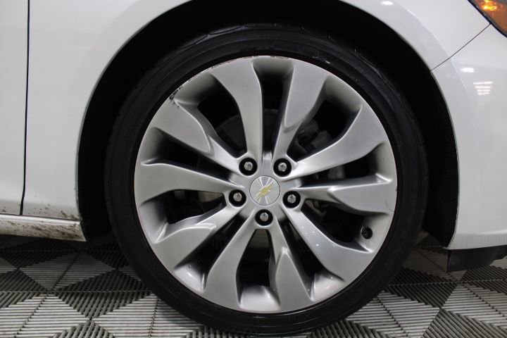 Used 2018 Chevrolet Malibu Premier w/ Premier Sun and Wheel Package image 46
