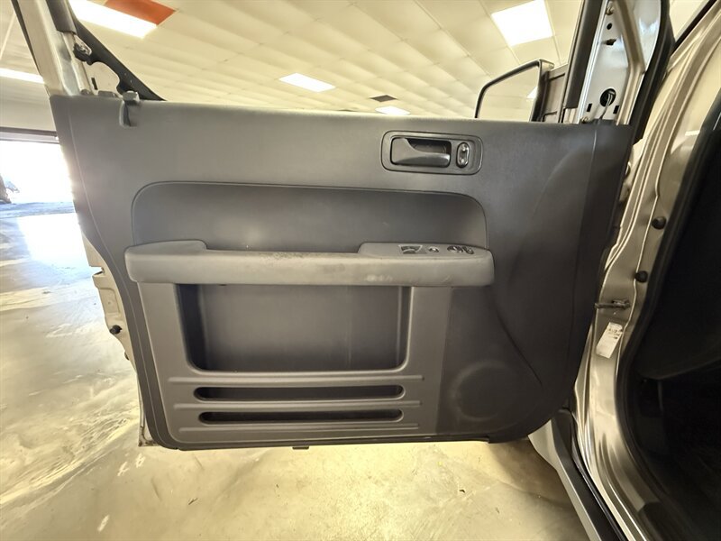 Used 2003 Honda Element EX image 4