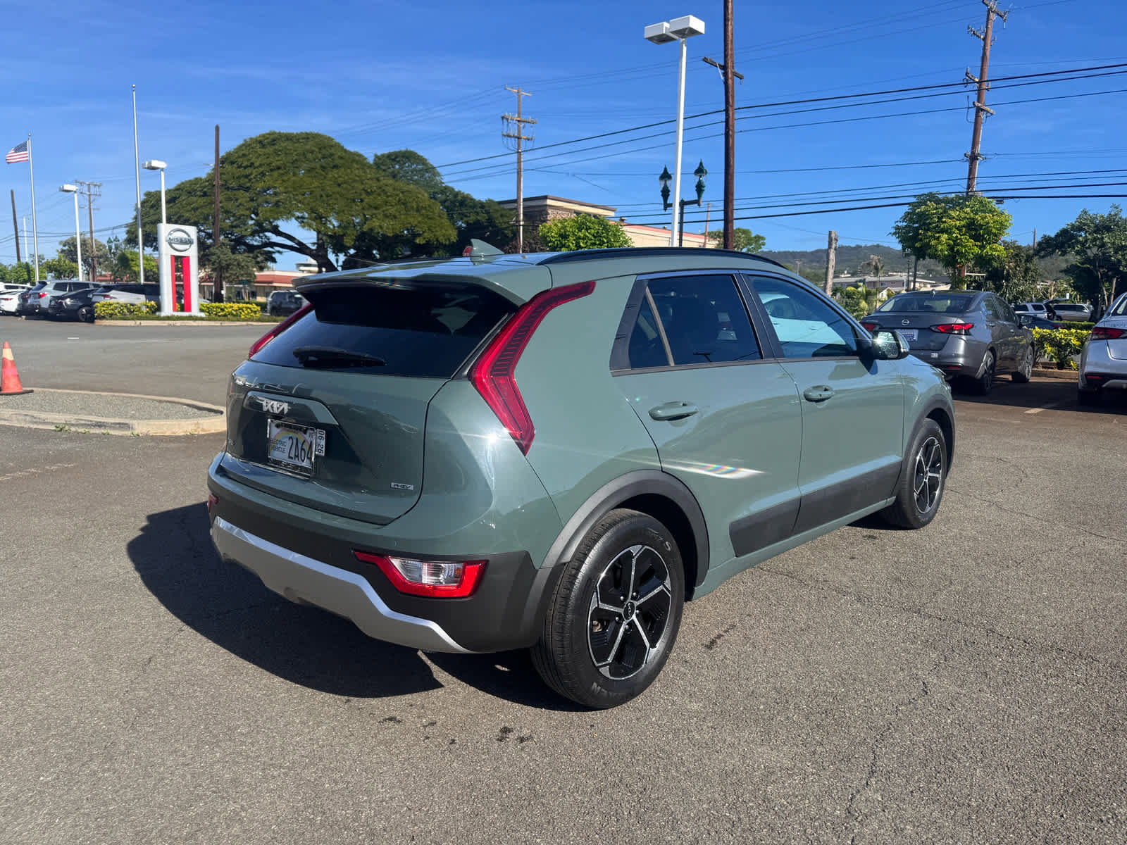 Used 2023 Kia Niro EX image 3