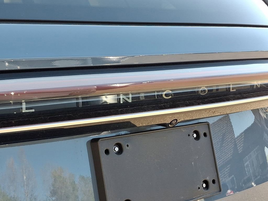 Used 2025 Lincoln Nautilus Black Label AWD/4WD image 30