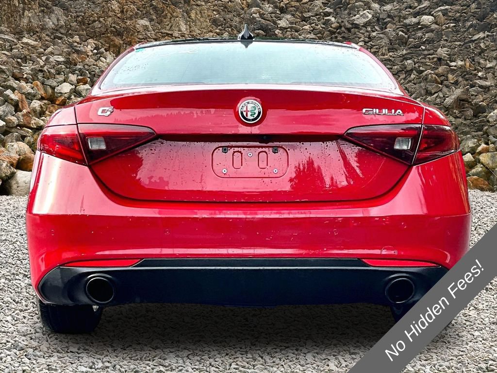 Used 2022 Alfa Romeo Giulia Ti w/ Active Assist Plus Package AWD/4WD image 4