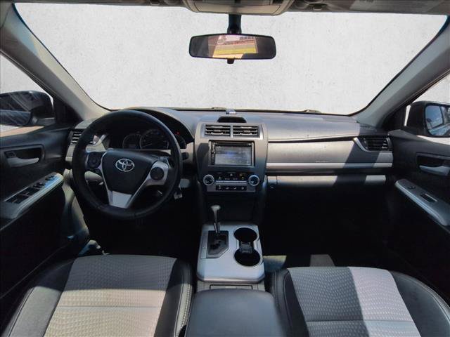 Used 2012 Toyota Camry SE FWD image 15