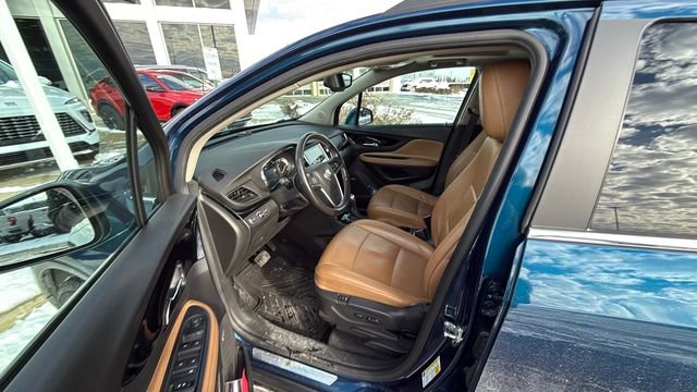 Used 2019 Buick Encore Essence w/ Experience Buick Package image 2