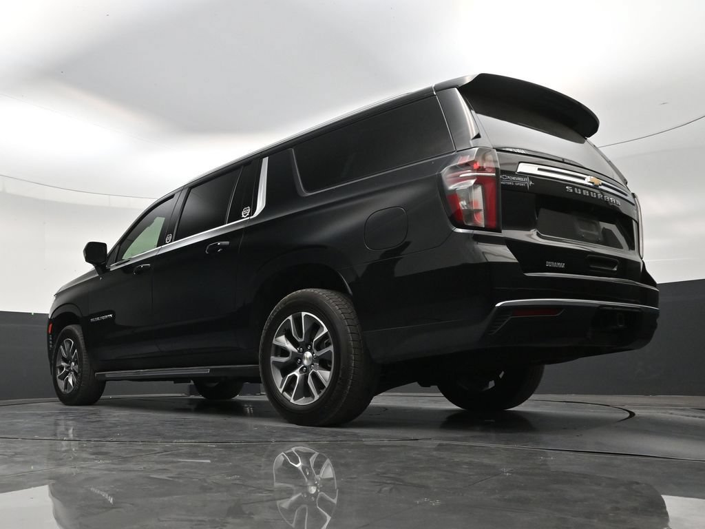 Used 2024 Chevrolet Suburban LS RWD image 22