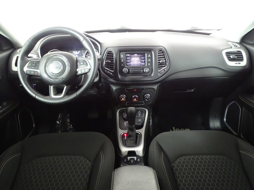 Used 2018 Jeep Compass Sport w/ Mopar Graphics Package image 28