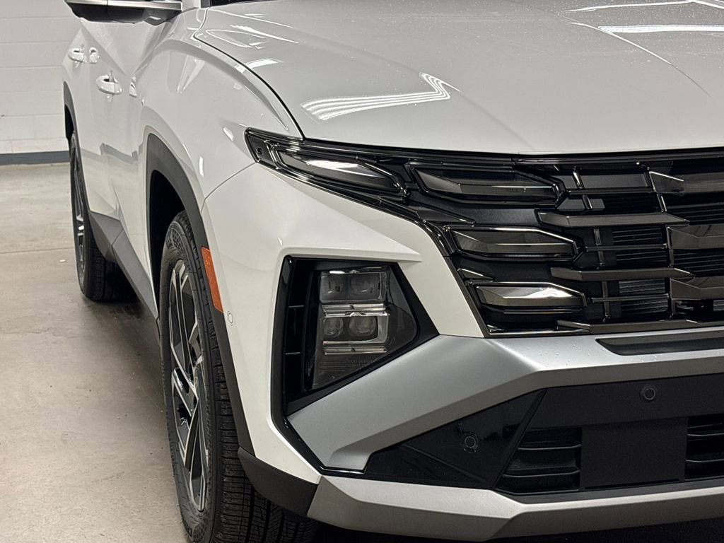 Used 2026 Hyundai Tucson Limited image 5