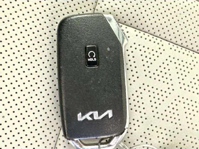 Used 2023 Kia Sorento SX Prestige w/ Panoramic Sunroof Package AWD/4WD image 18