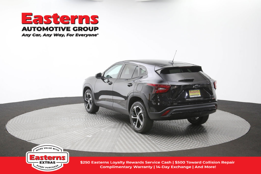 Used 2024 Chevrolet Trax RS FWD image 64