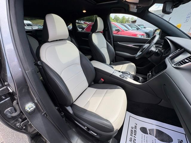 Used 2025 INFINITI QX55 Luxe w/ Cargo Package AWD/4WD image 26