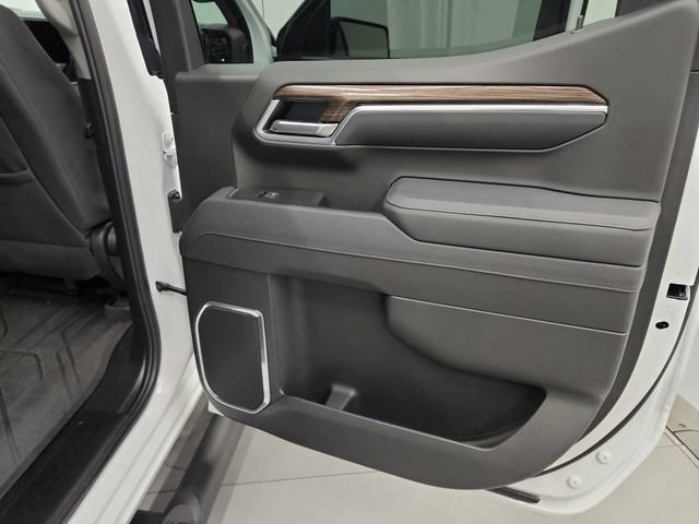 Used 2025 Chevrolet Silverado 1500 RST w/ Redline Edition AWD/4WD image 43