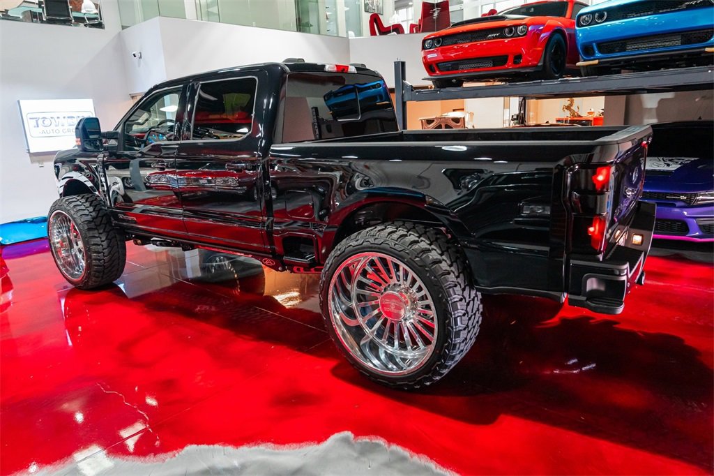 Used 2023 Ford F250 Lariat w/ Lariat Ultimate Package image 12