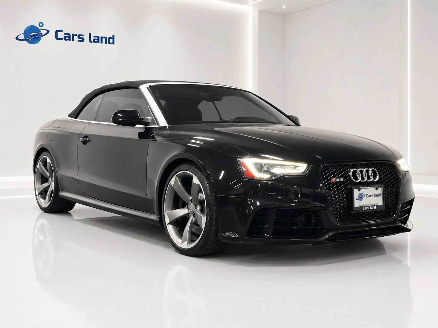 Used 2014 Audi RS 5 Cabriolet AWD/4WD image 1